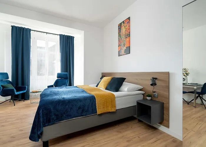 Modern Very Berry In The Centre Of By Renters 公寓 波兹南