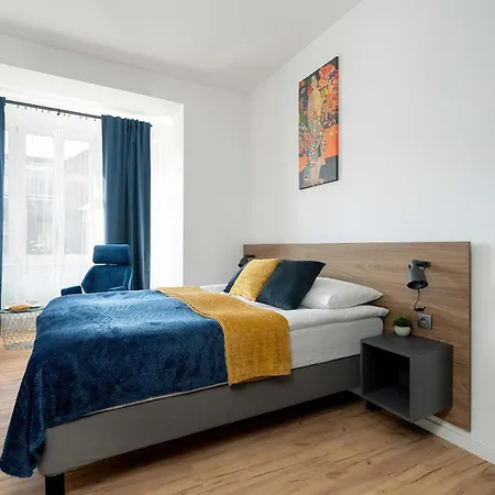 Modern Very Berry In The Centre Of By Renters 公寓 波兹南