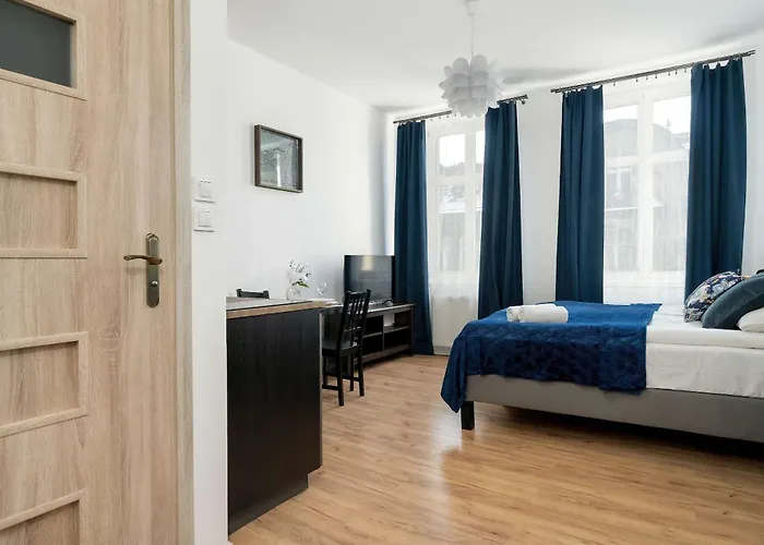 Apartment Modern Very Berry In The Centre Of By Renters *